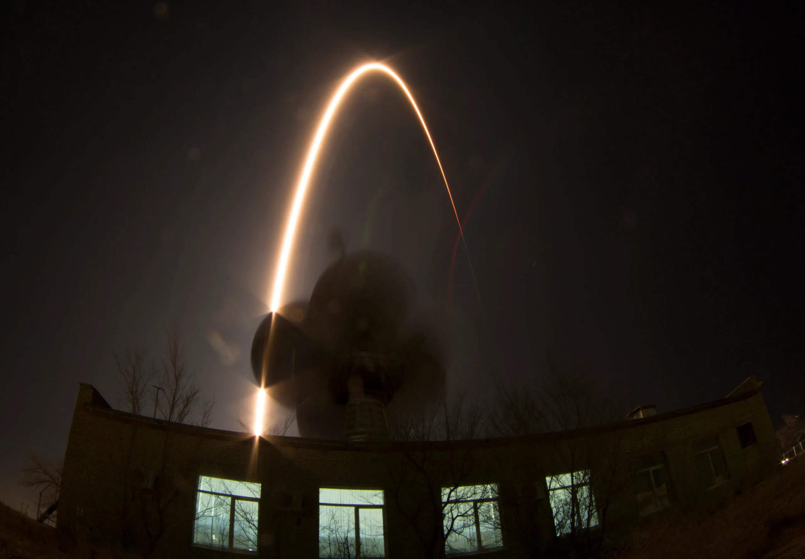 Russian rocket launches with American on board