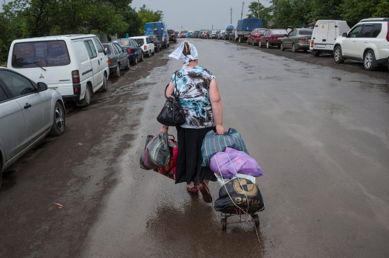 Ukraine orders 1-week government cease-fire