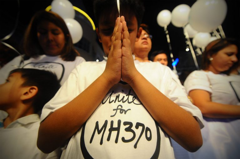 Missing plane boosts ethnic unity in Malaysia