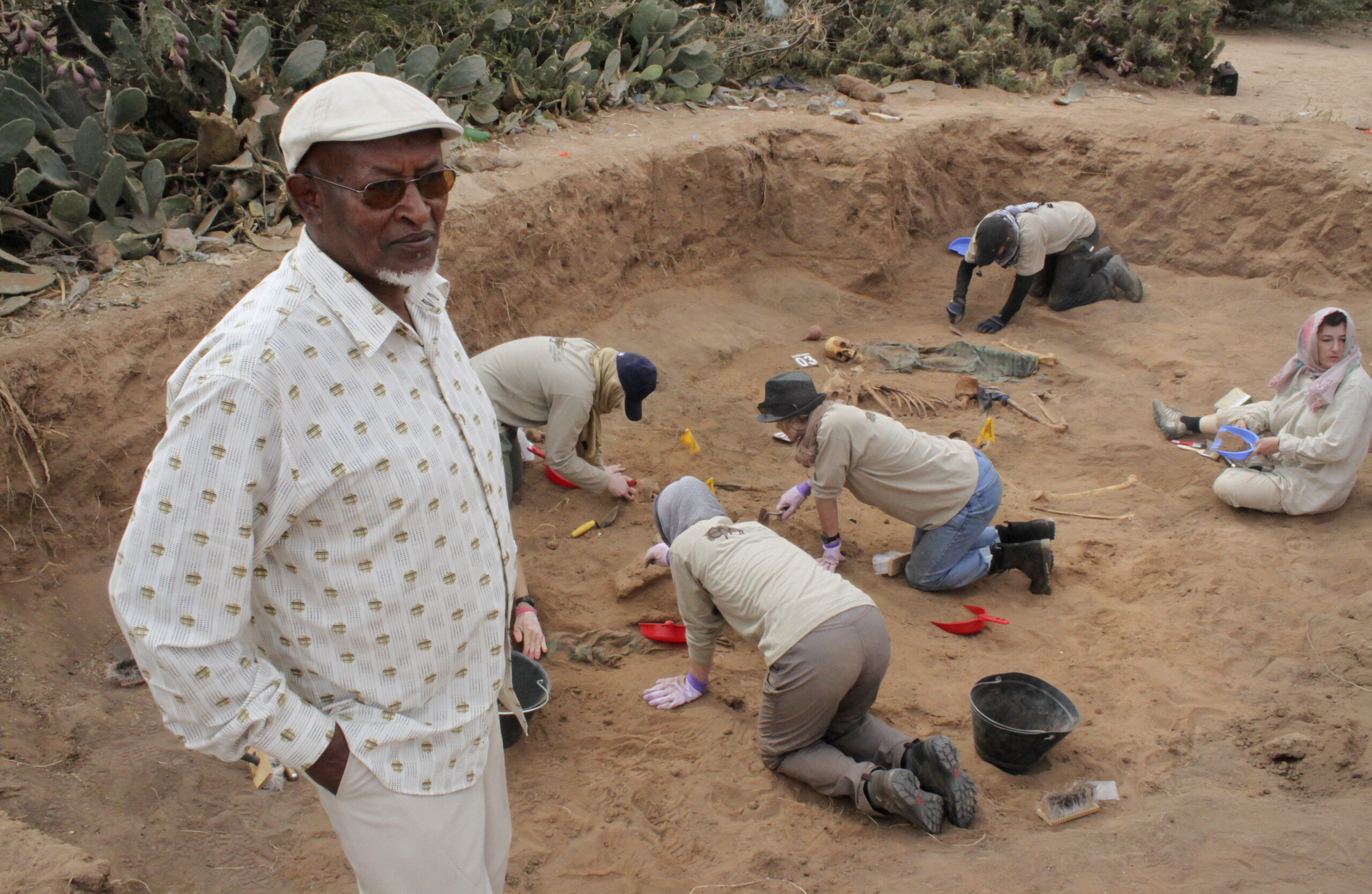 Skeletons uncovered in mass graves in Somalia