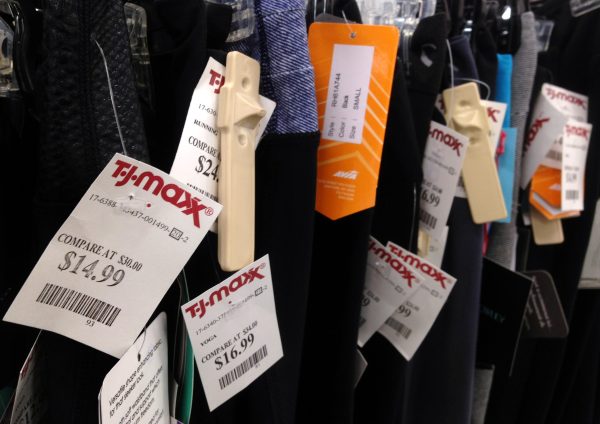 US consumer prices tick up just 0.1 percent