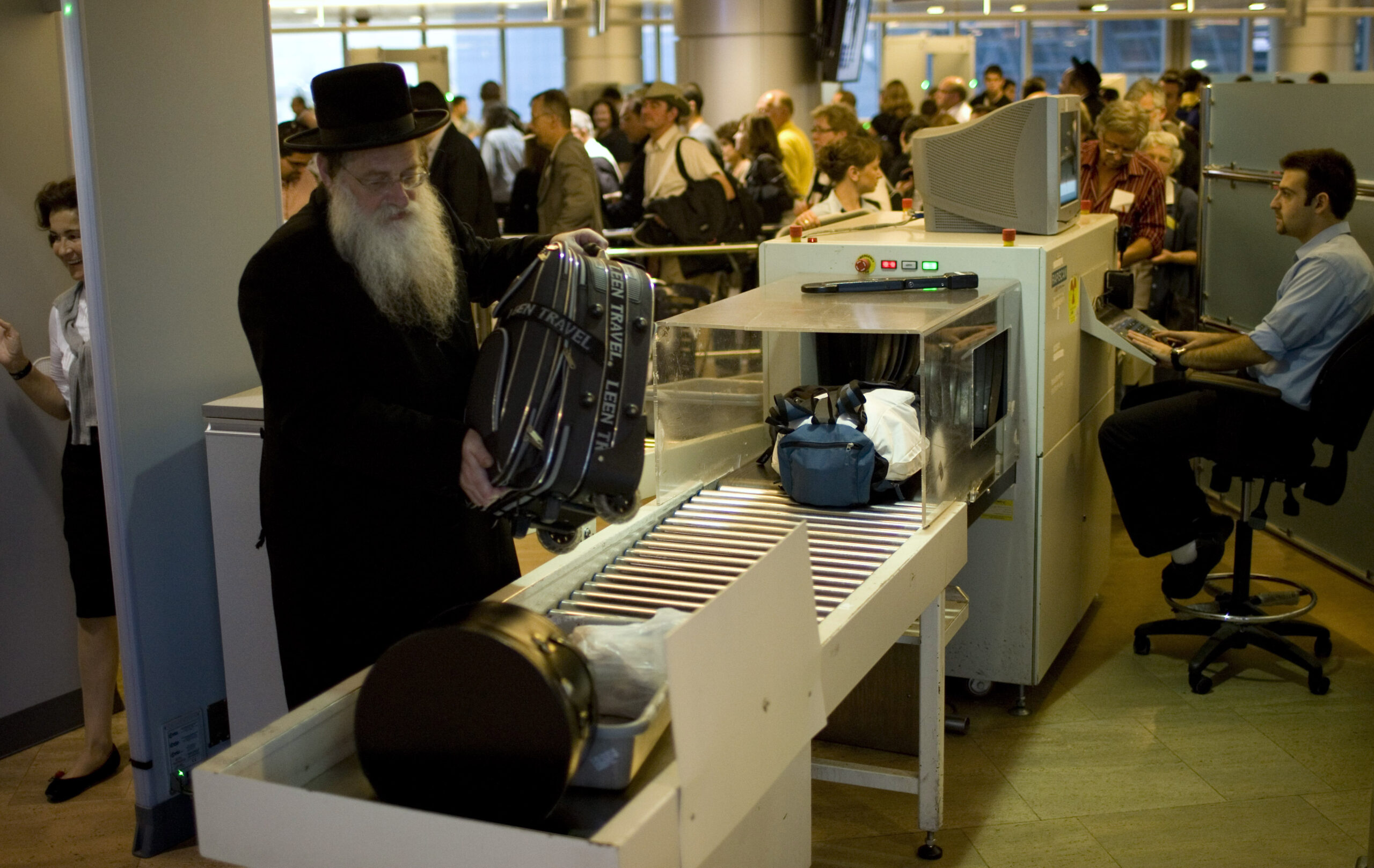 Stern Israeli airport security measures questioned