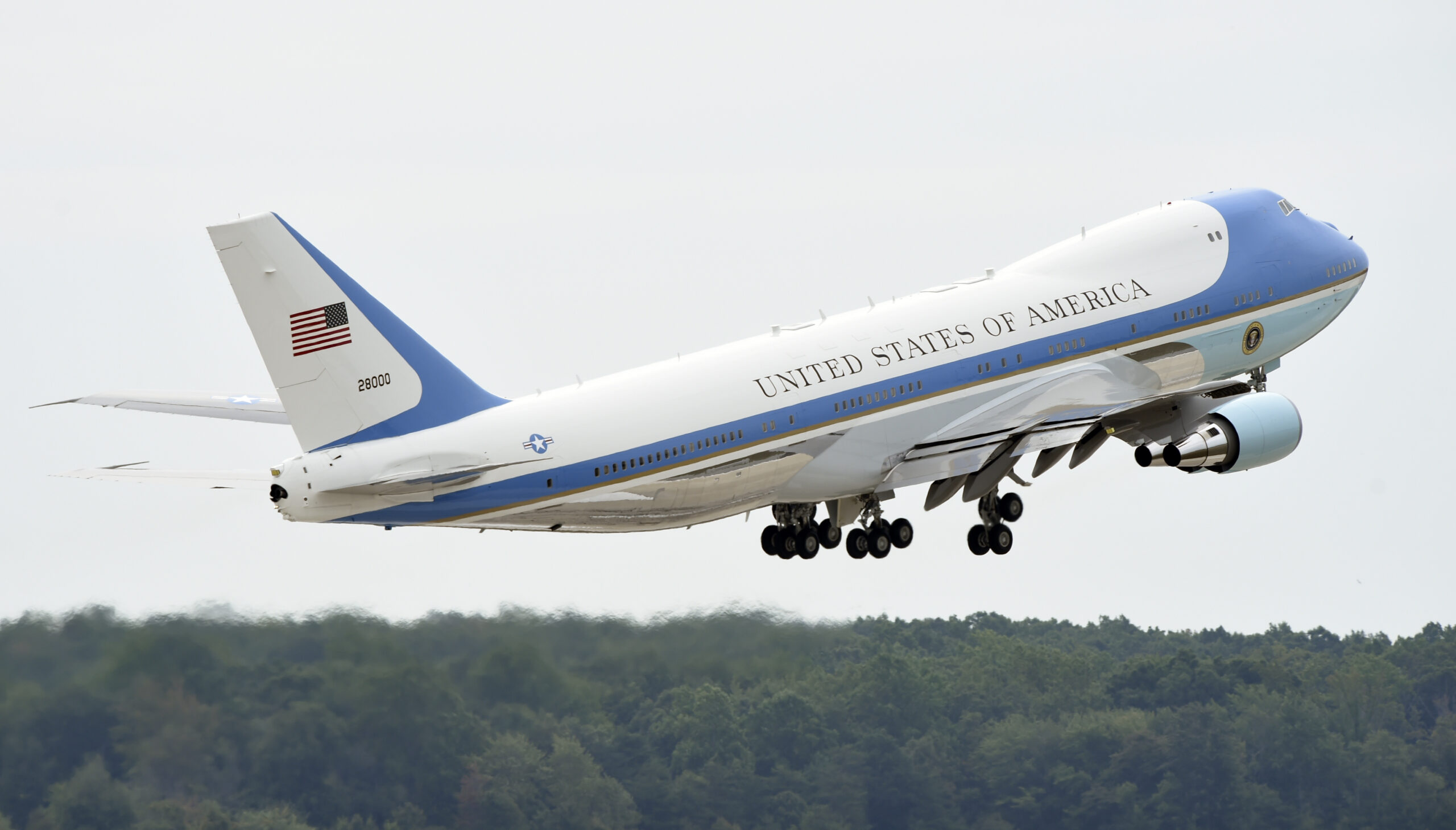 Obama readies new Air Force One for a future president
