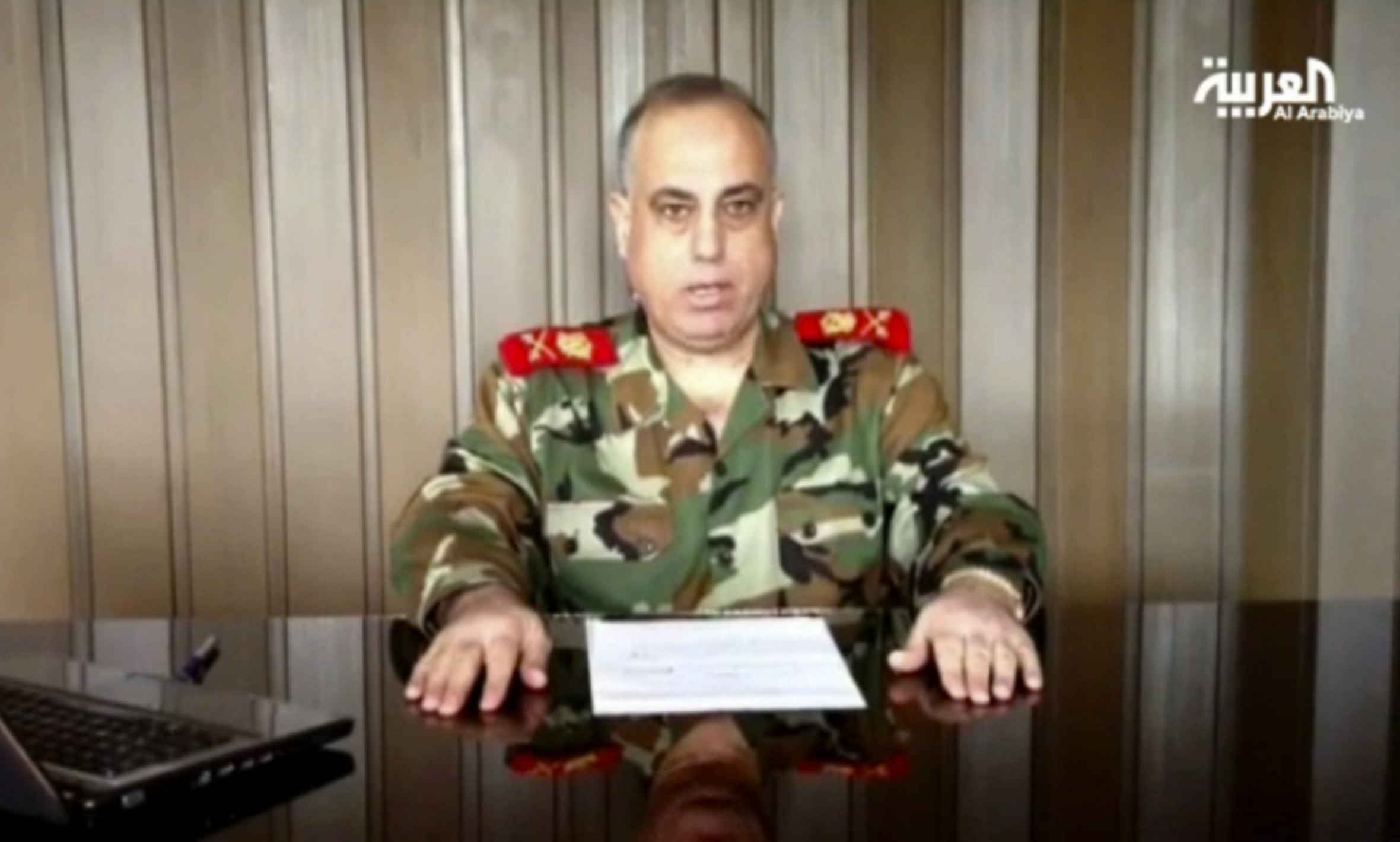 Syrian minister leaves Beirut for fear of arrest
