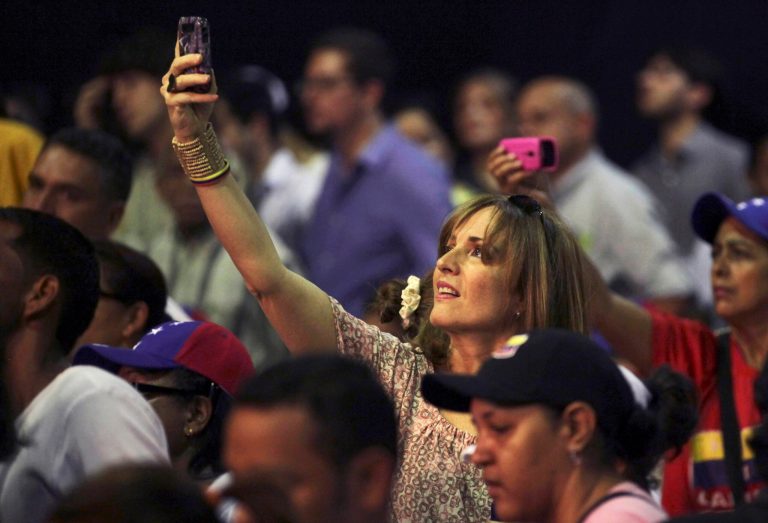 Internet a crucial Venezuela battleground