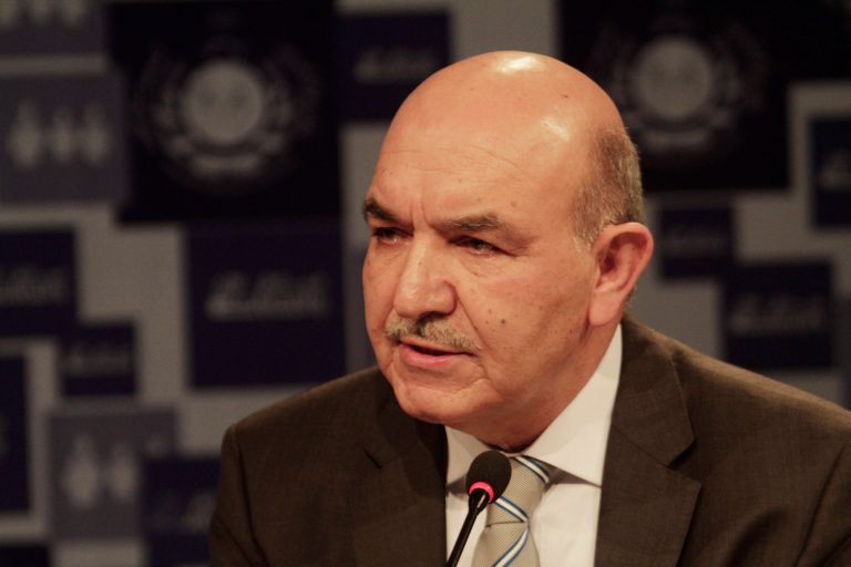 Qayyum Karzai quits Afghan presidential race