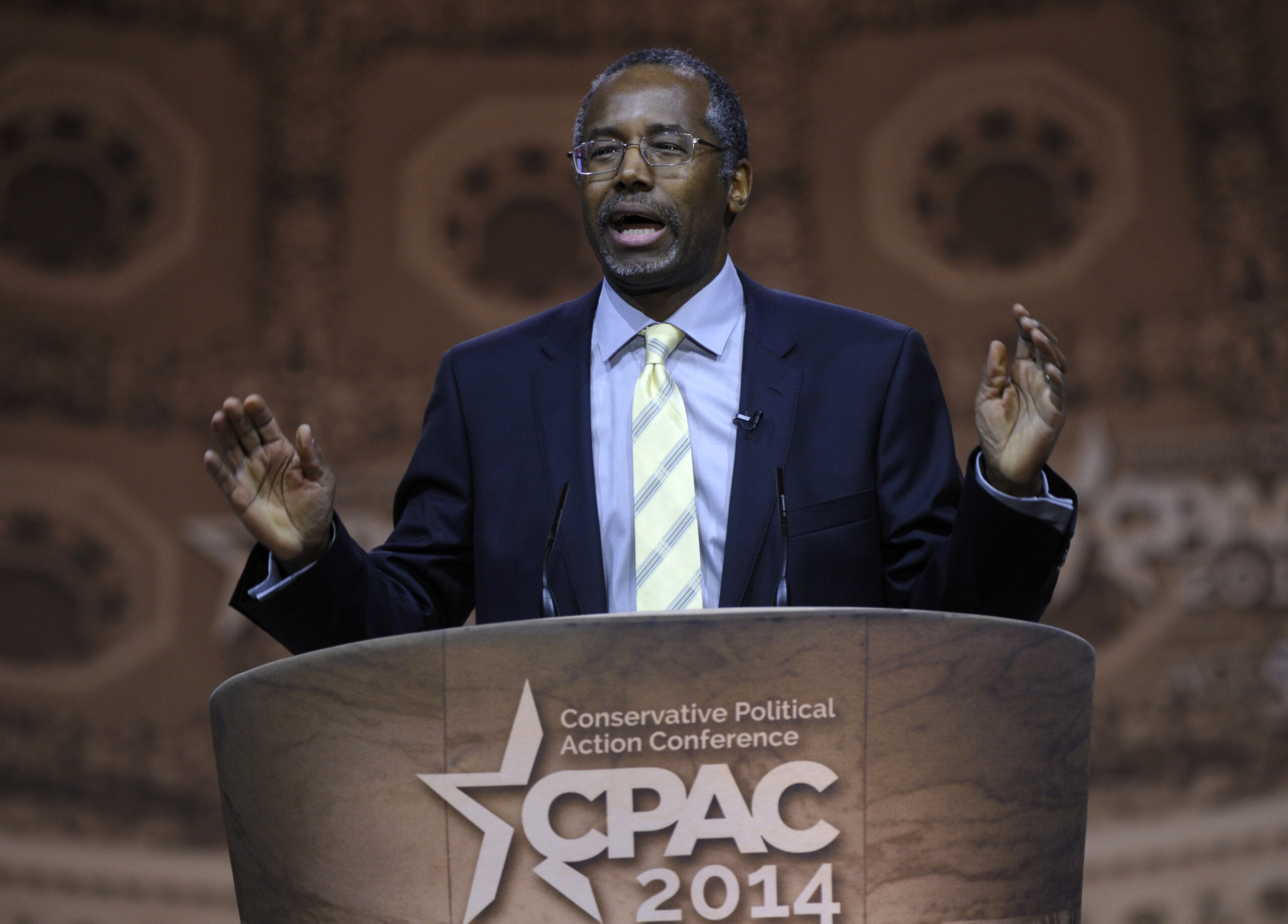 Ben Carson urges conservatives to unify behind GOP in November
