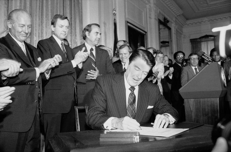 Justice Dept sues North Carolina over voter law