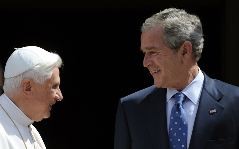 AP PHOTOS: Popes meetings with US presidents