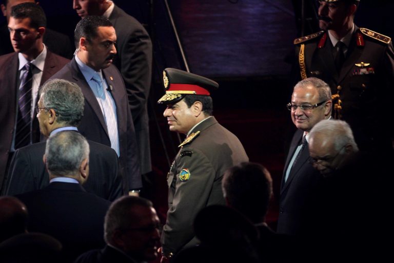 Egypt candidate says workers won’t undermine army