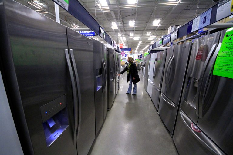 Durable goods orders up, but key category weakens