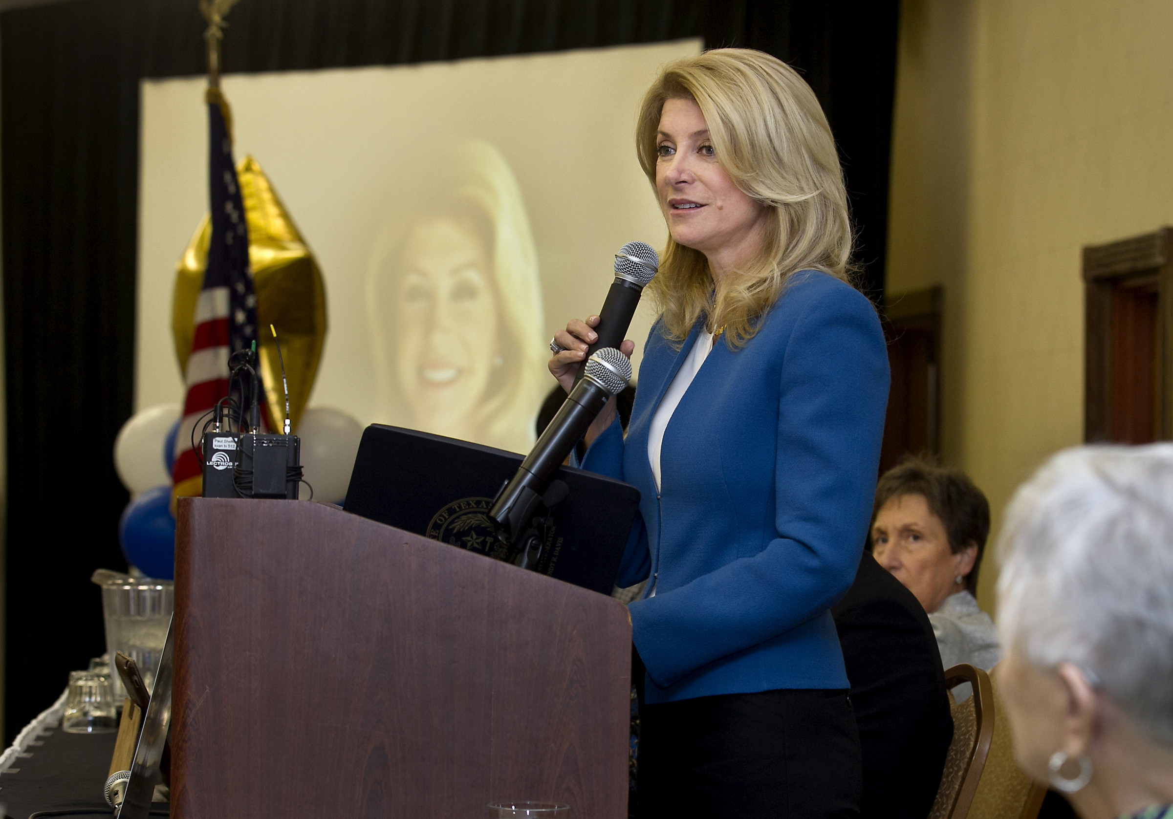 Wendy Davis is super popular — just not in Texas