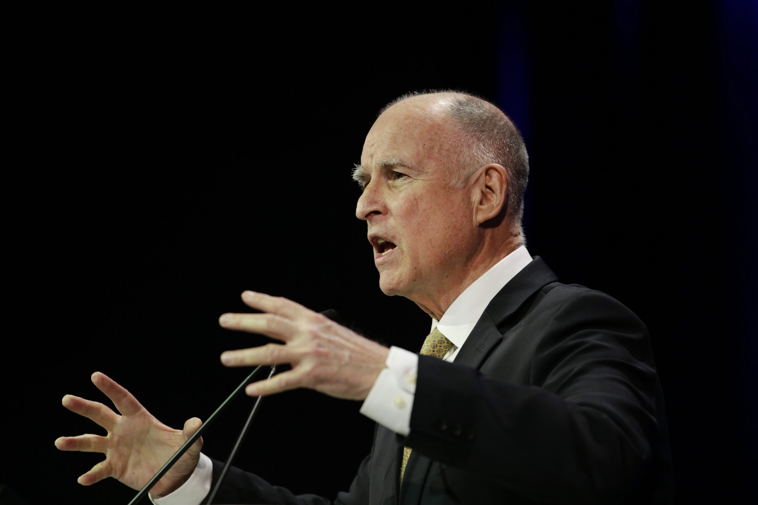California Gov. Jerry Brown hears fracking gripes