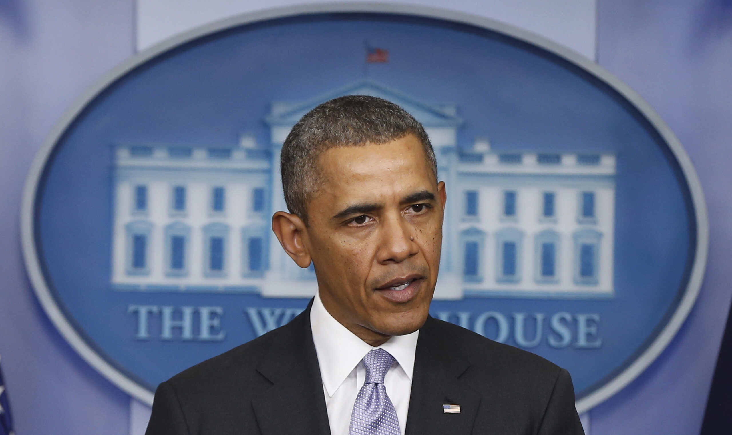 Obama 2015 budget focuses on boosting economy