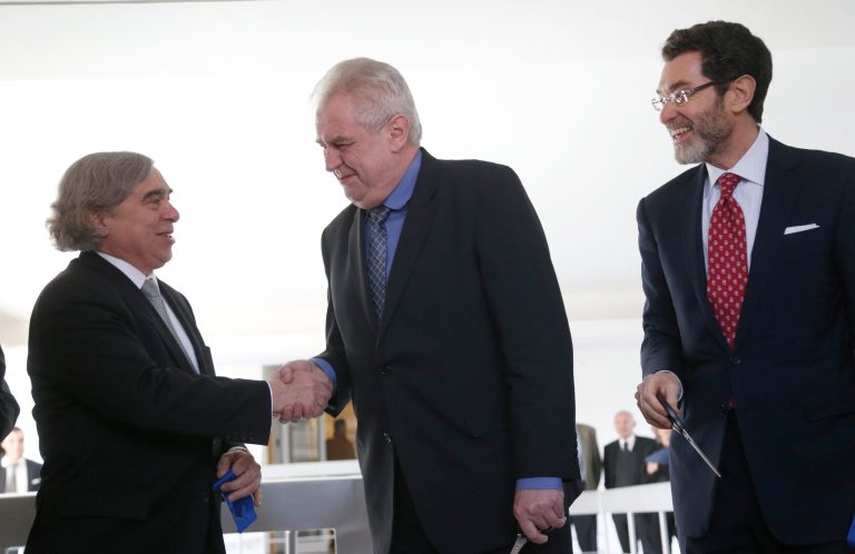 Czechs, US start nuclear energy research center