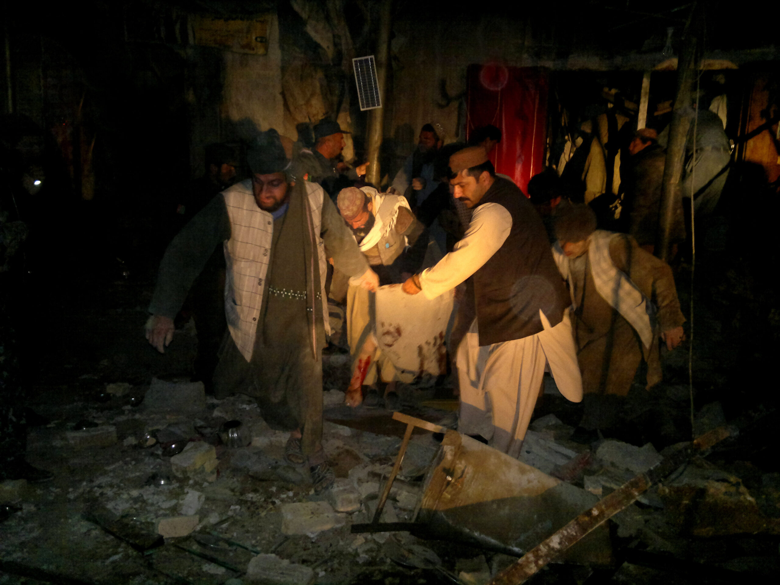 Official: Suicide bomber kills 8 in Afghanistan