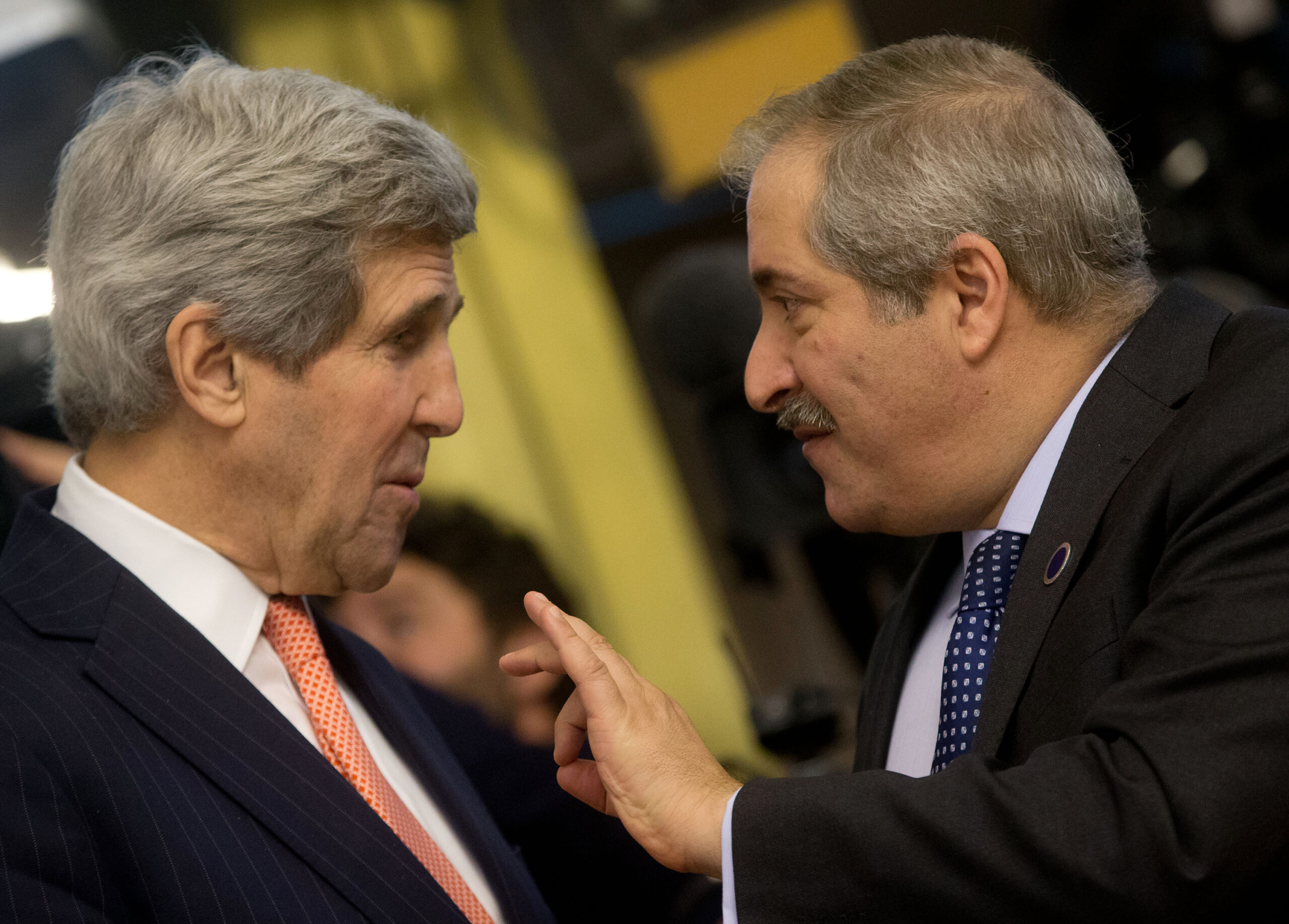 World diplomats seek to stabilize Libya