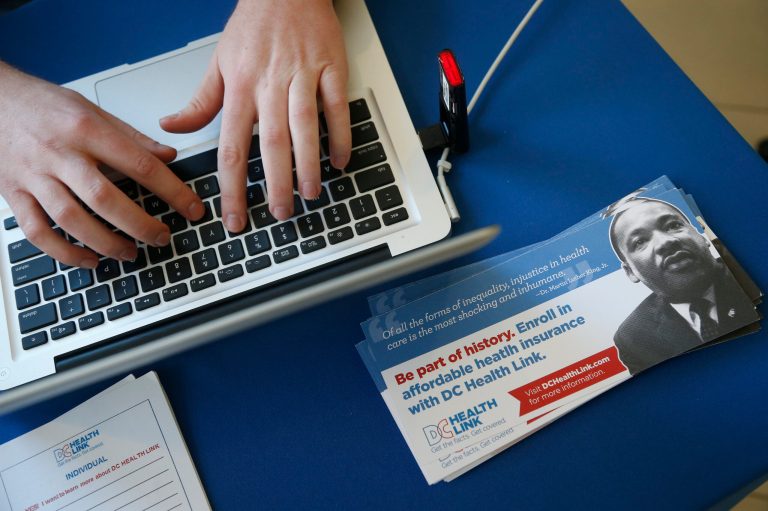 Obamacare sign-up numbers vary widely by state