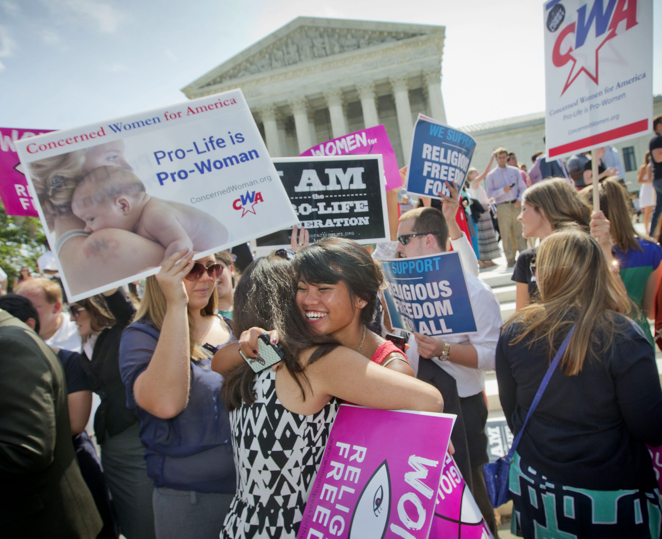 Court: Religious rights trump birth control rule