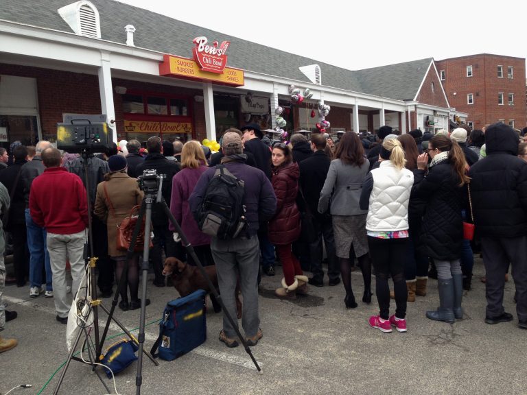 DC institution Ben’s Chili Bowl crosses into Va.