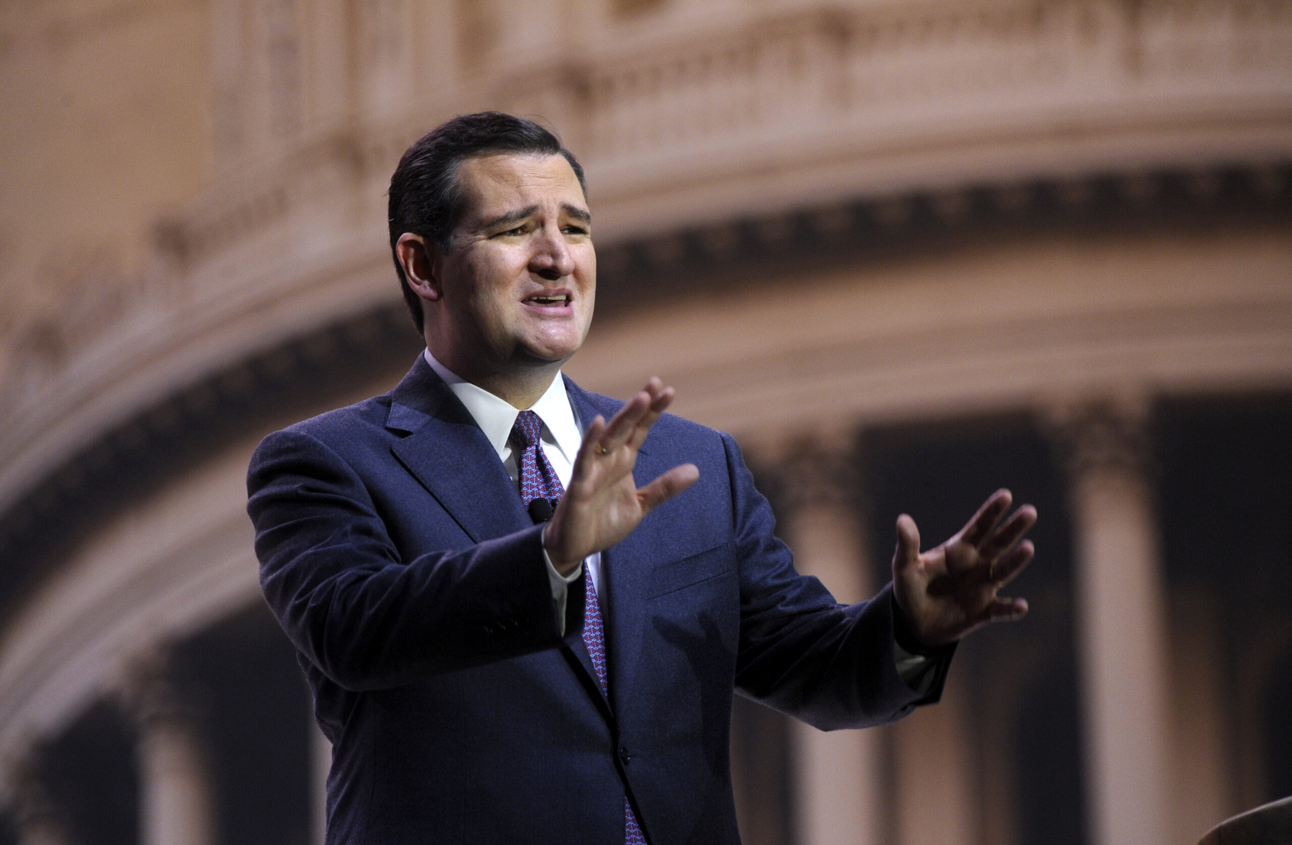 Ted Cruz logging serious time in Iowa