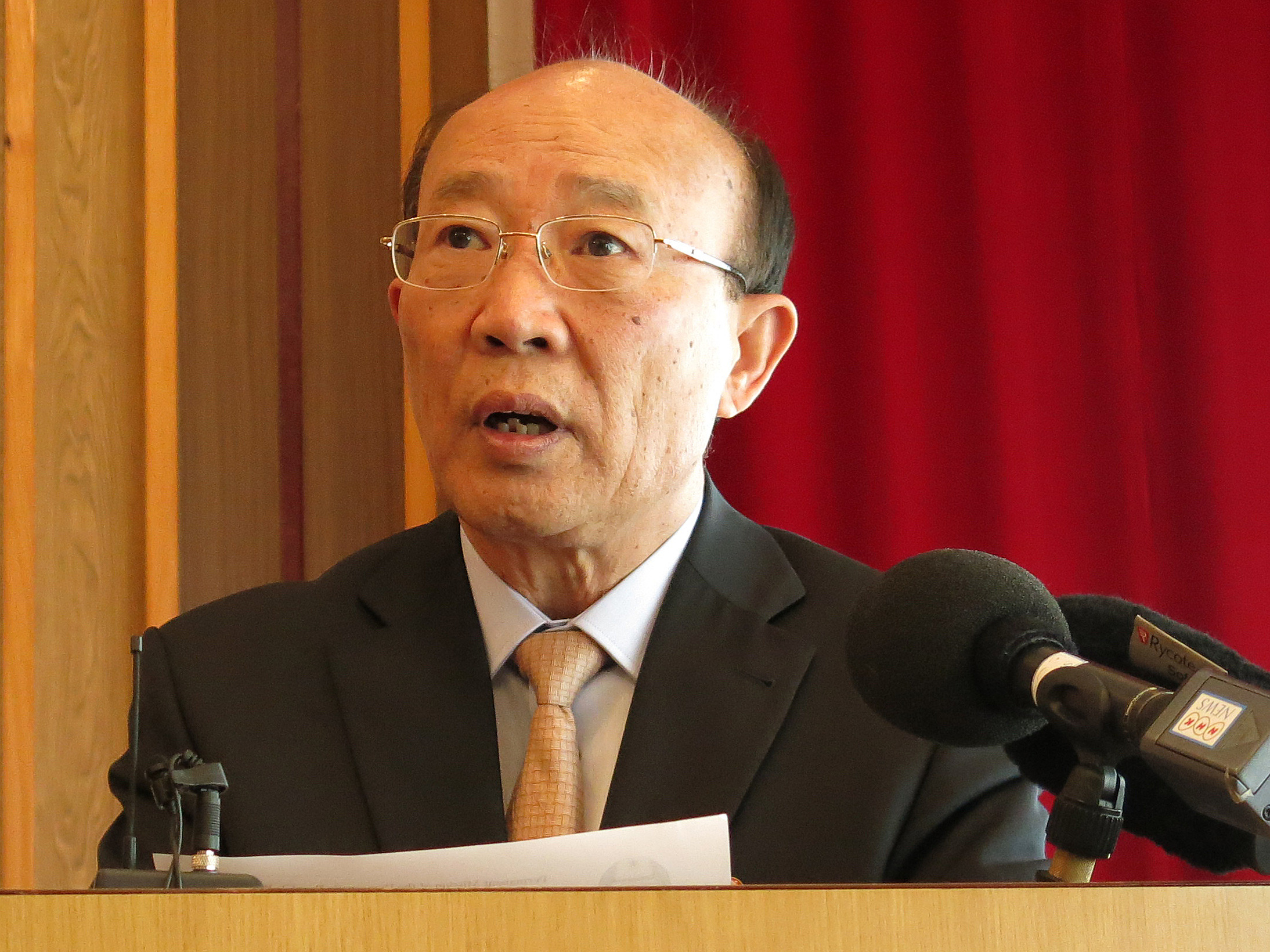 UN prolongs North Korea human rights investigation