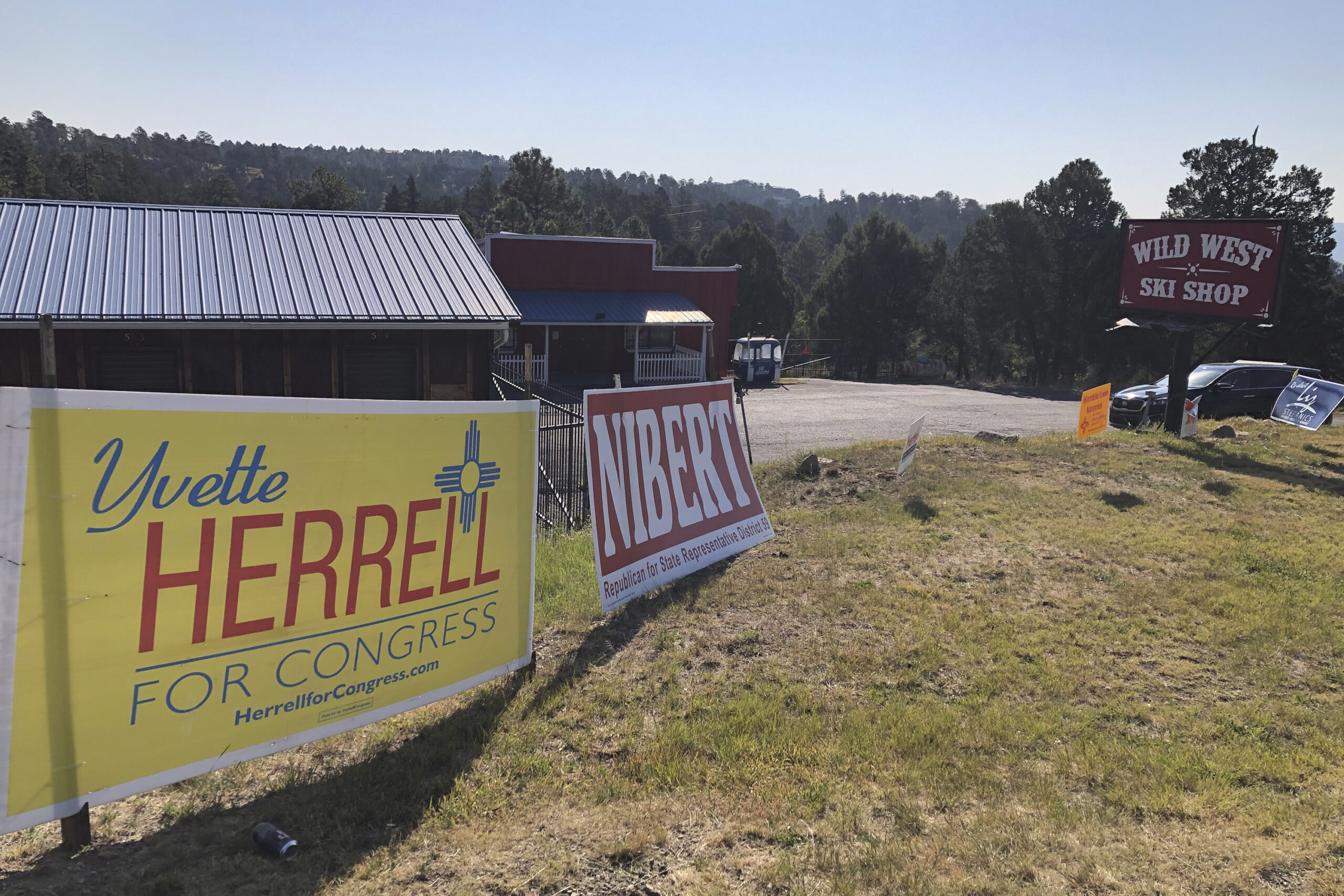 Latino advocacy group throws resources behind two Republicans’ 2024 House bids