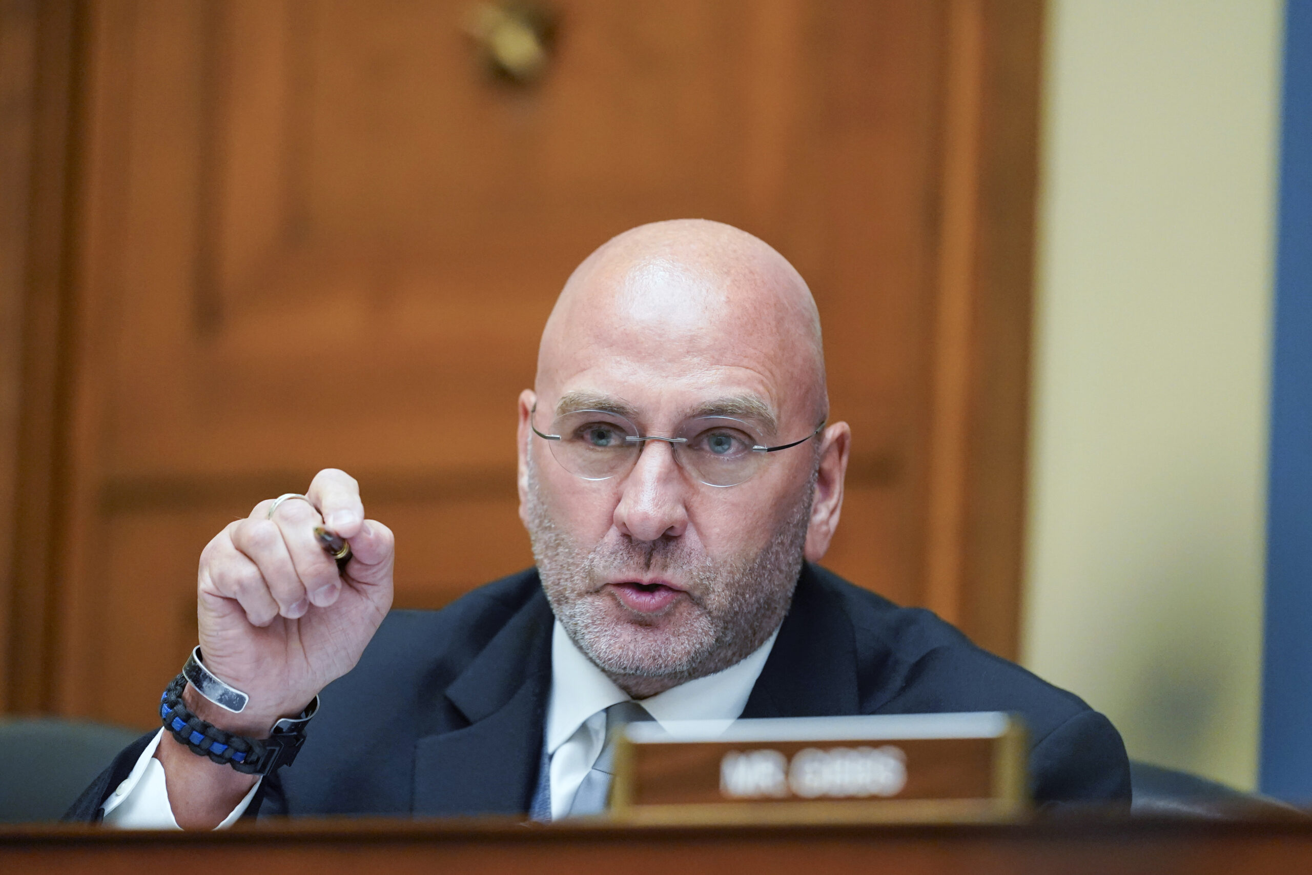 House Republican tells Texas to ignore Supreme Court ruling, as Biden is ‘staging a civil war’