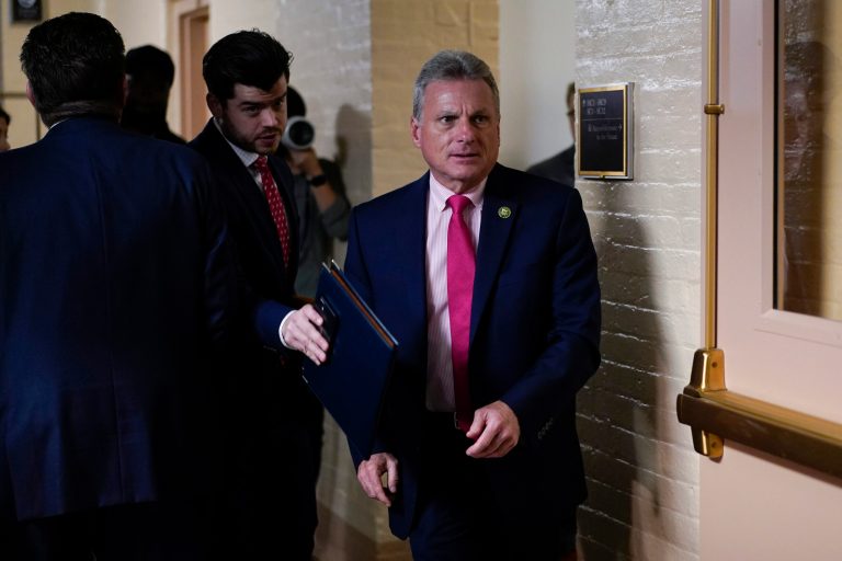 Republican congressman says party cannot have ‘head in the sand’ with climate change