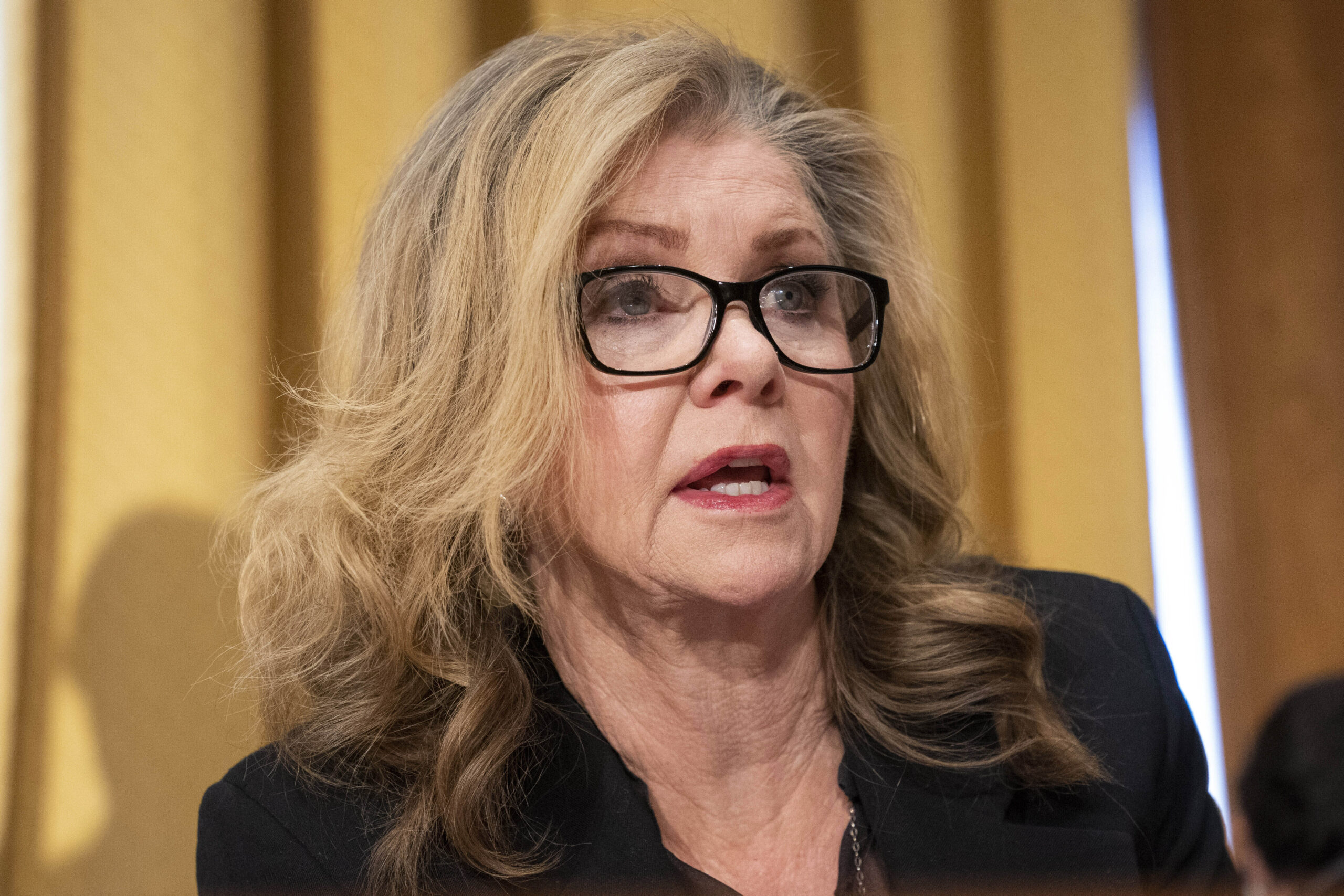 Blackburn questions Veterans Affairs over illegal immigrant use of agency resources