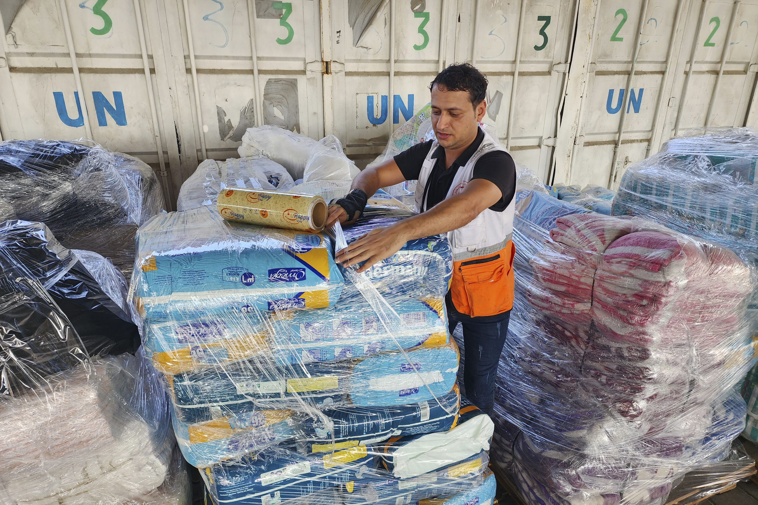Israel bans UNRWA from operating within its borders