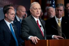 DHS pushed to issue terrorism advisory bulletin at border by House GOP