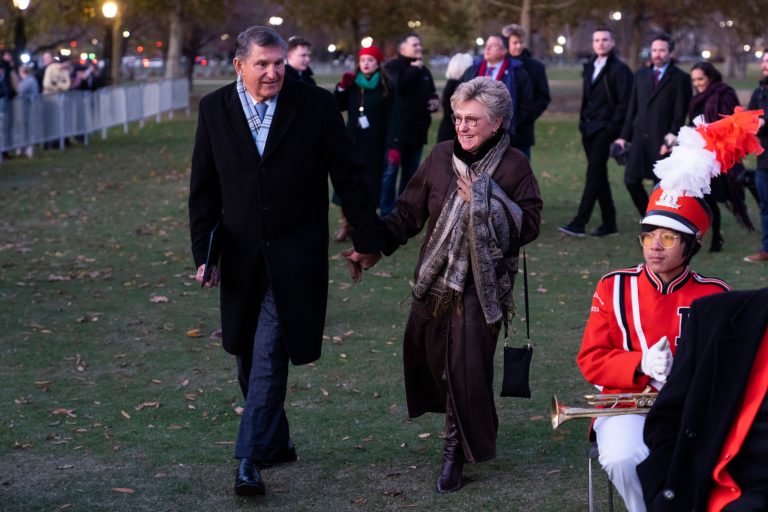 Joe Manchin’s wife hospitalized after car crash in Alabama
