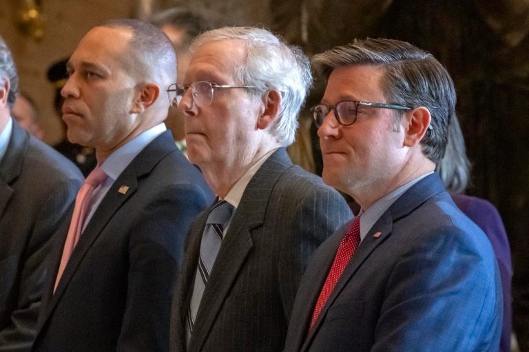 Campaign opens for performance-based congressional pay and 70% raise