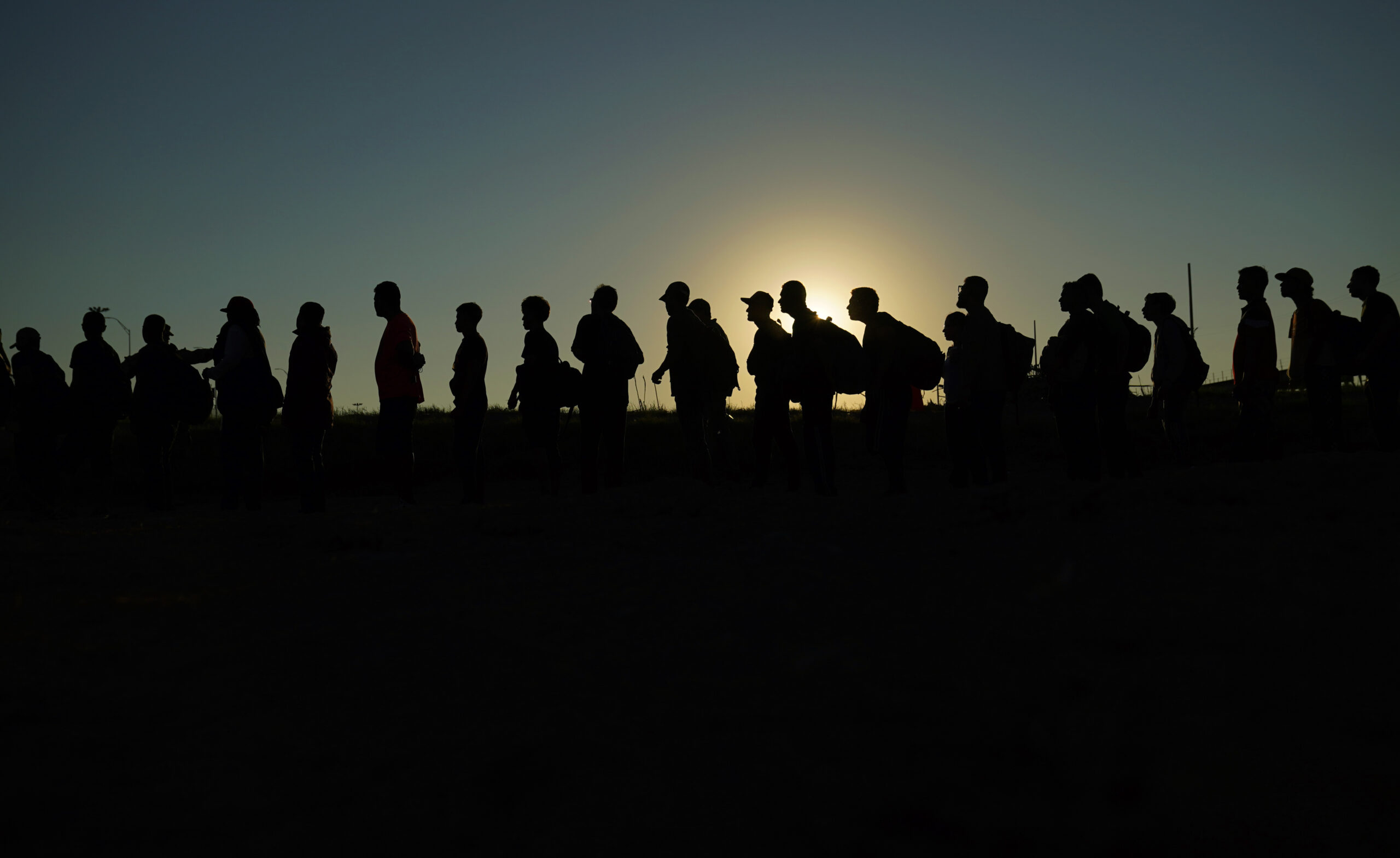On the conservative divide over refugee resettlement, where will Trump fall?