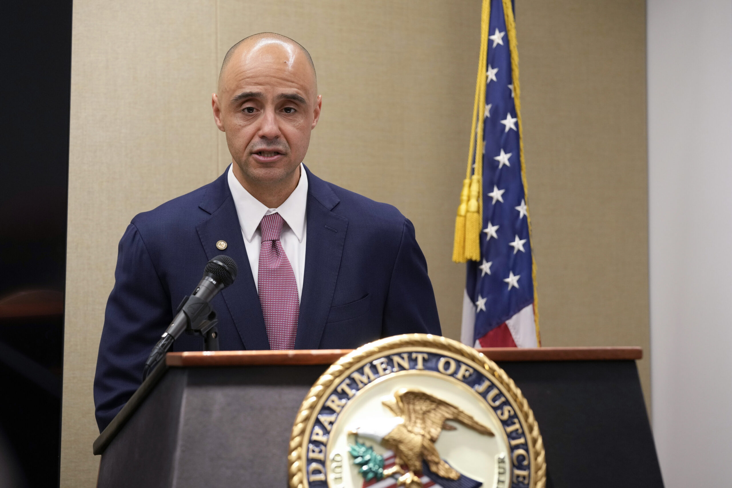 DC US attorney and Jan. 6 prosecutor to step down days before Trump inauguration