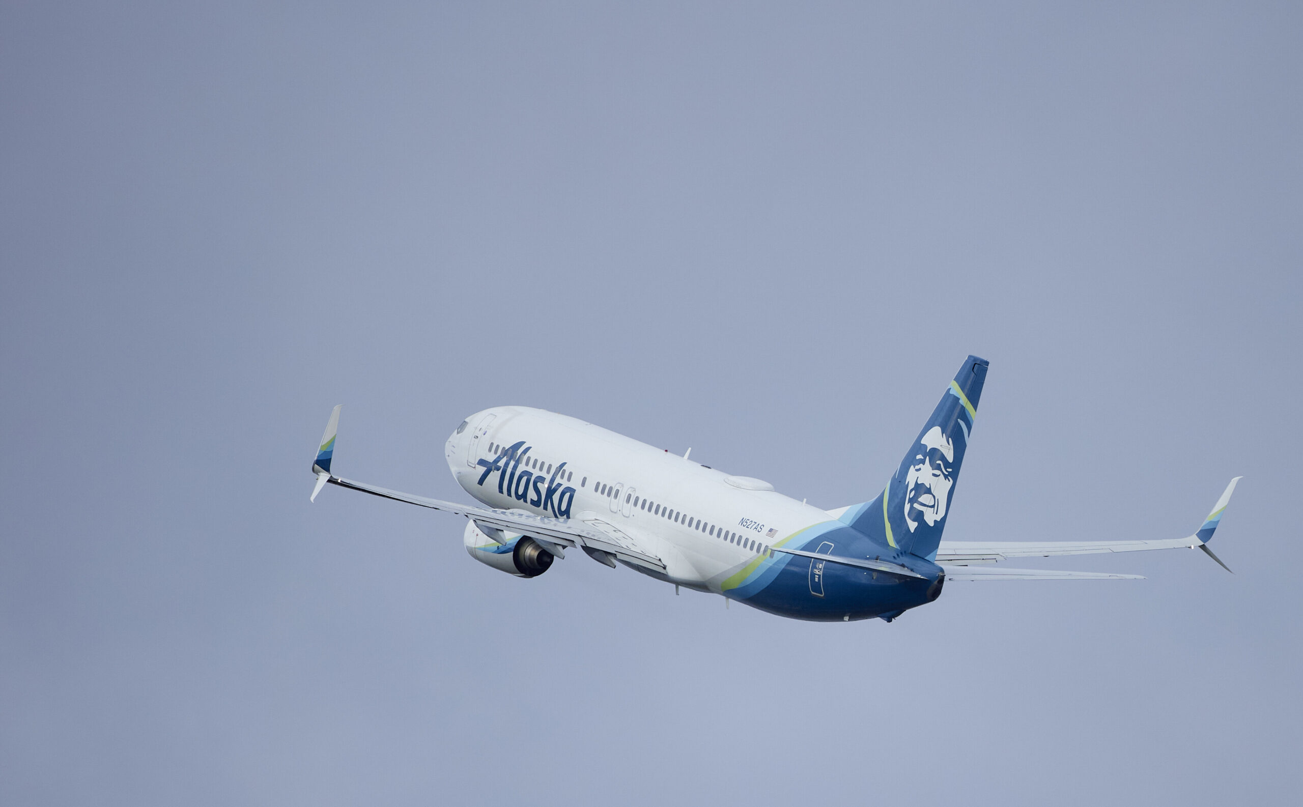 Boeing blows up travel plans as debacles force groundings at same time winter weather pours in