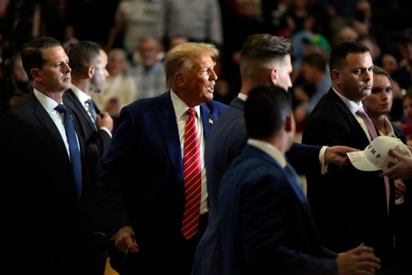 GOP presidential candidates tinker with expectations a week out from Iowa