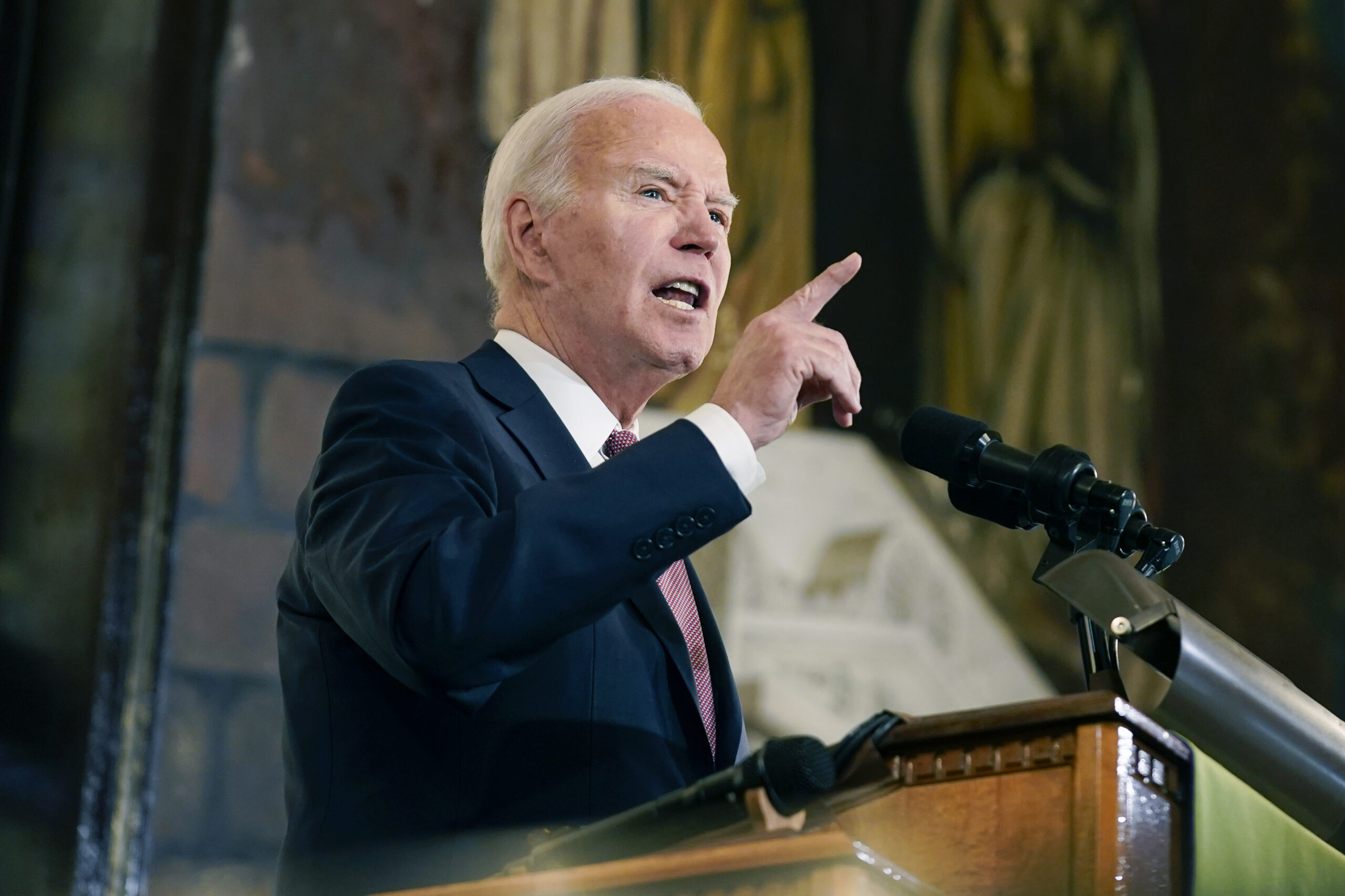 Biden bets on ‘first-in-the-nation’ South Carolina to sell his doubters on a second term