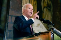 Biden makes history in awful poll for president showing Trump romping in Michigan
