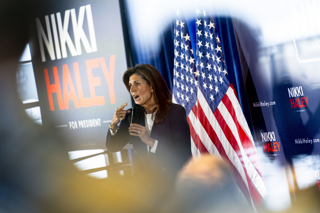 Iowa caucuses: How Trump’s GOP rivals are trying to peel off his supporters