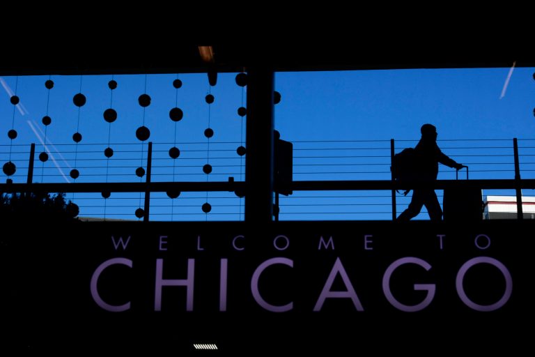 FAA investigating minor collision of two planes at Chicago airport