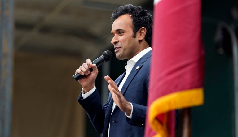 Vivek Ramaswamy suspends 2024 campaign and says he’ll endorse Trump