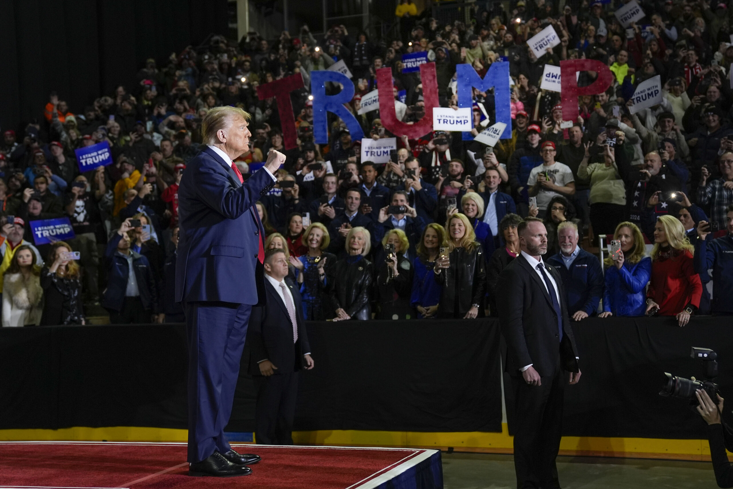 WATCH LIVE: Trump holds New Hampshire rally hours after DeSantis endorsement