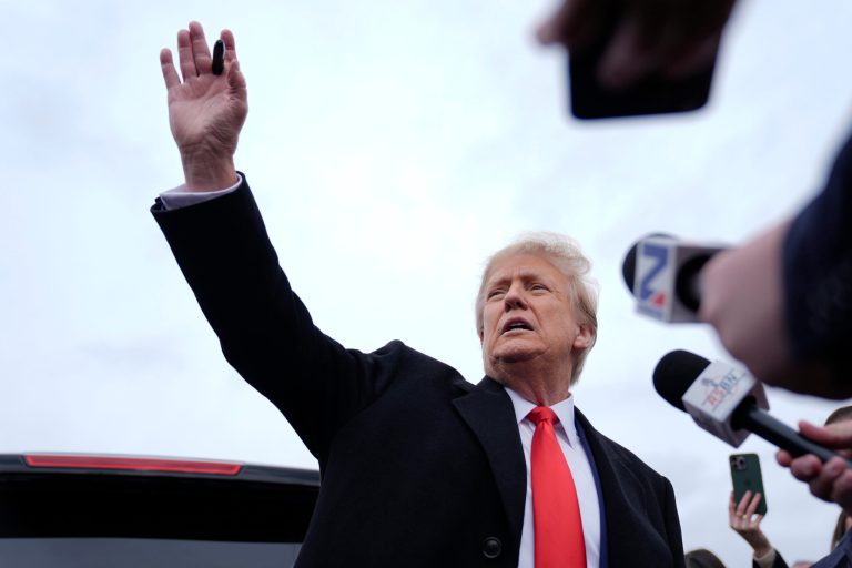 Trump predicts ‘big loss’ for Nikki Haley in two-person race for New Hampshire