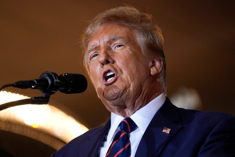 Supreme Court interrupts its break for landmark Trump ballot case