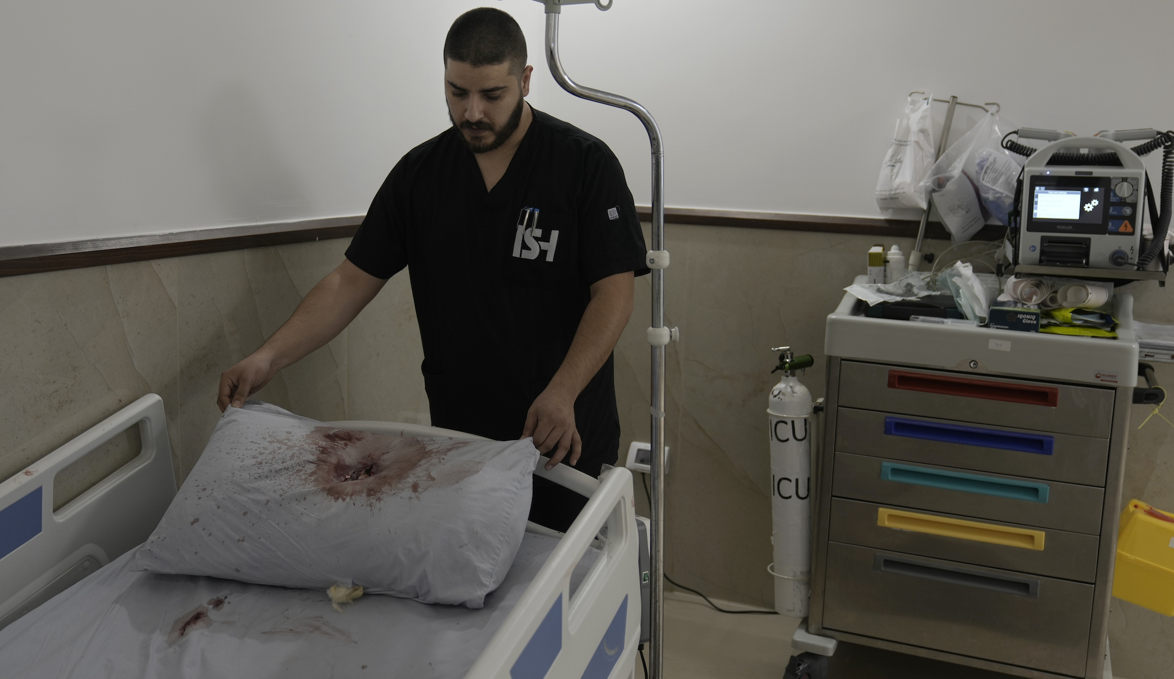 The Debrief with Hugo Gurdon: Double standard for the Israeli forces