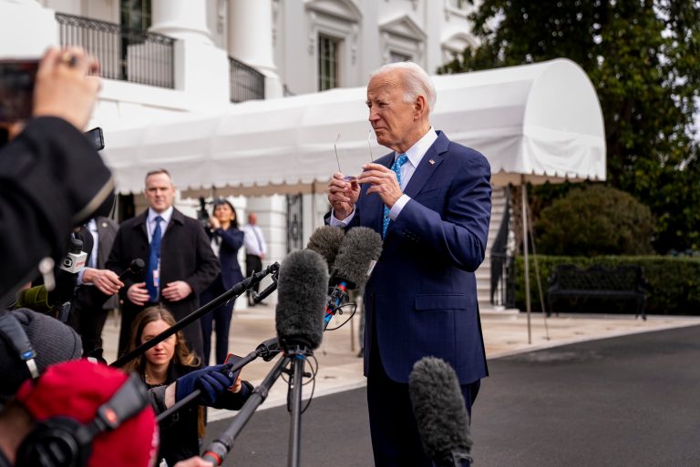 Biden settles on response to deadly drone strike in Jordan