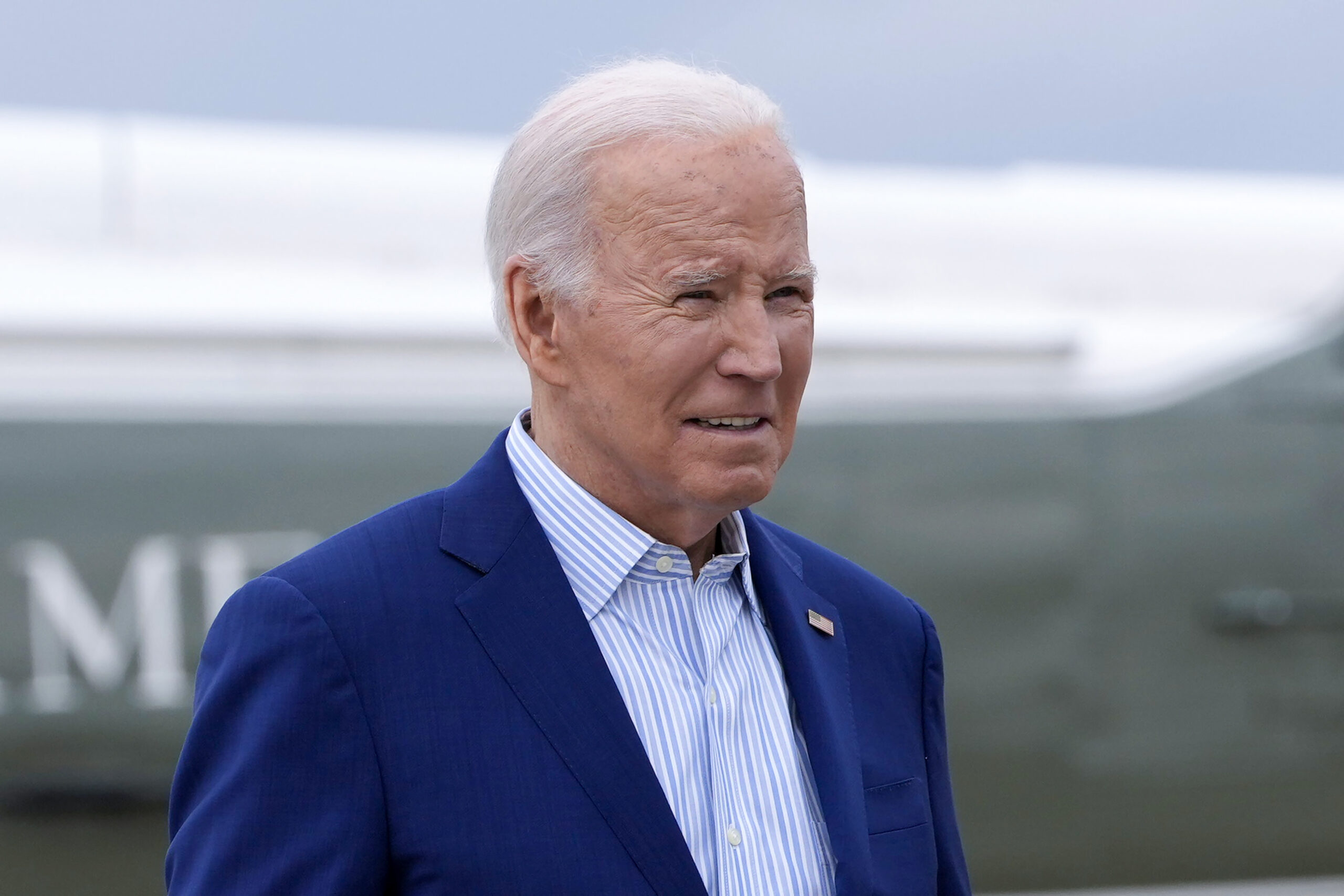 Biden slammed by Obama veterans concerned about ‘mumbly’ president who seems older than ever: ‘Sounds more frail than he used to’