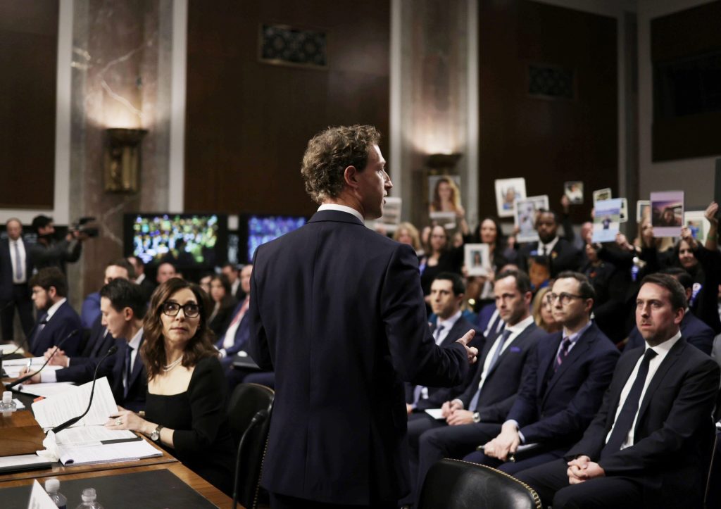 Zuckerberg should apologize for the harms of social media